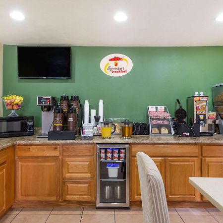 Super 8 By Wyndham Canon City Exterior foto